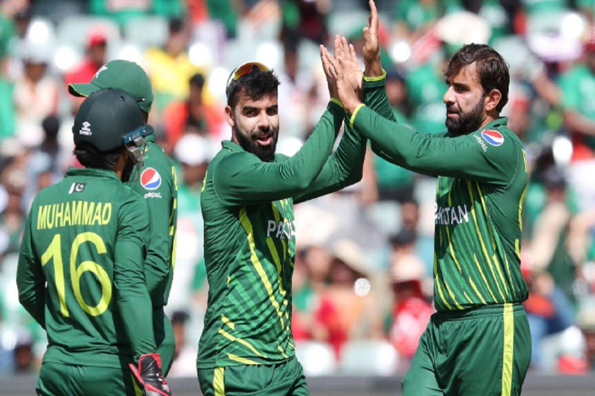 PAK vs BAN: बांग्लादेश को 5 विकेट हराते हुए सेमीफाइनल में पहुंची पाकिस्तान